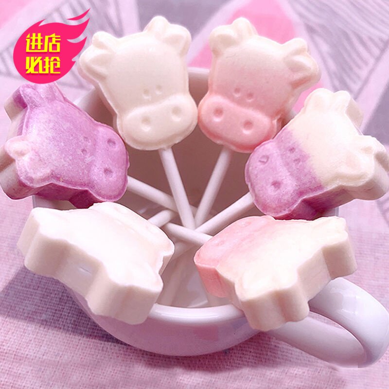 Milk lollipop cute red children's dairy lollipop milk candy snack gift box birthday present