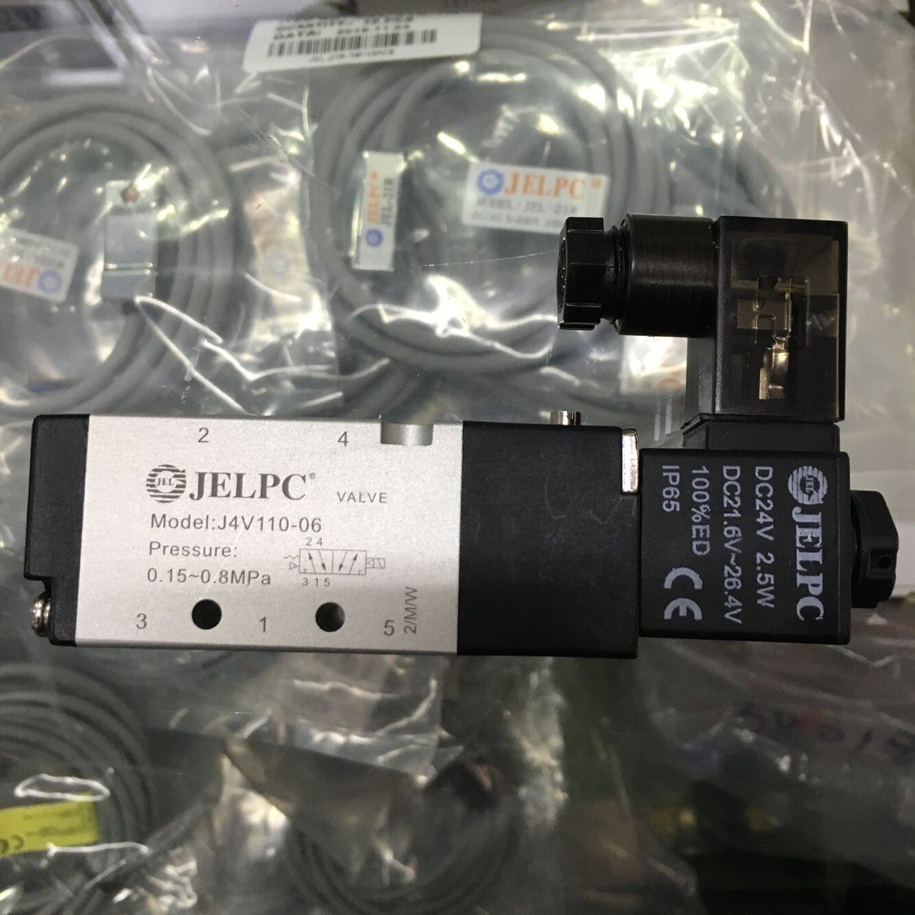 JELPC Jiarling Two-to-five electrifying magnetic valve 4V110-06DC24V