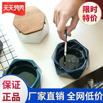 Creative ashtray Personality living room Ceramic fashion guest room Exquisite company atmosphere Study Convenient desk