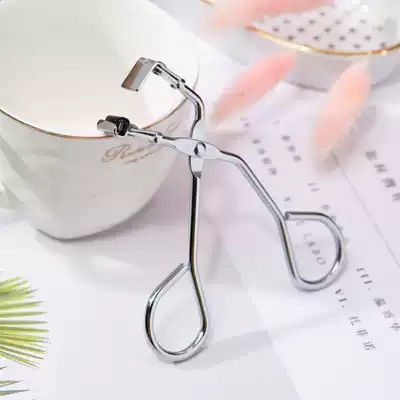 Curler, portable persistent curler, partial segmented clip, segmented mini eyelash tool