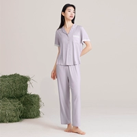 Светло -фиолетовый [857 женская версия] Короткие брюки