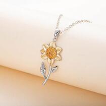 Amazon cross-border best-selling sunflower flower pendant sun flower leaf two-color necklace for girls in the Chinese Valentines Day