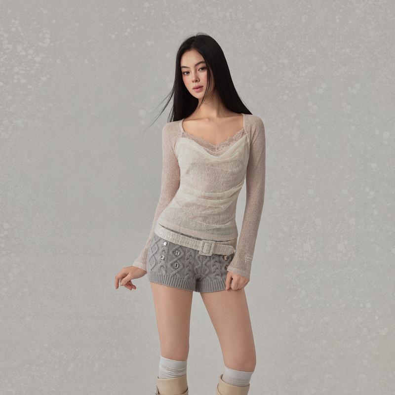 Noncestnon Original Design Lace Pure Desire Slim Fit Light Pink Long-Sleeve Top with a Scoop Neck and Long Sleeves