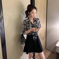 Small aged two-piece womens clothing 2021 summer new Plaid sunscreen shirt with small black skirt set