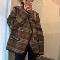 Autumn and winter small fragrant wind V collar loose plaid suit fur The big coat 2020 design coat women feel the little new