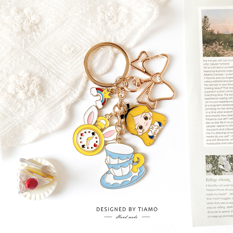 Tiamo Creative Alice in Wonderland Keychain Cartoon Pendant Bag Pendant Cute Rabbit Girlfriend Gift