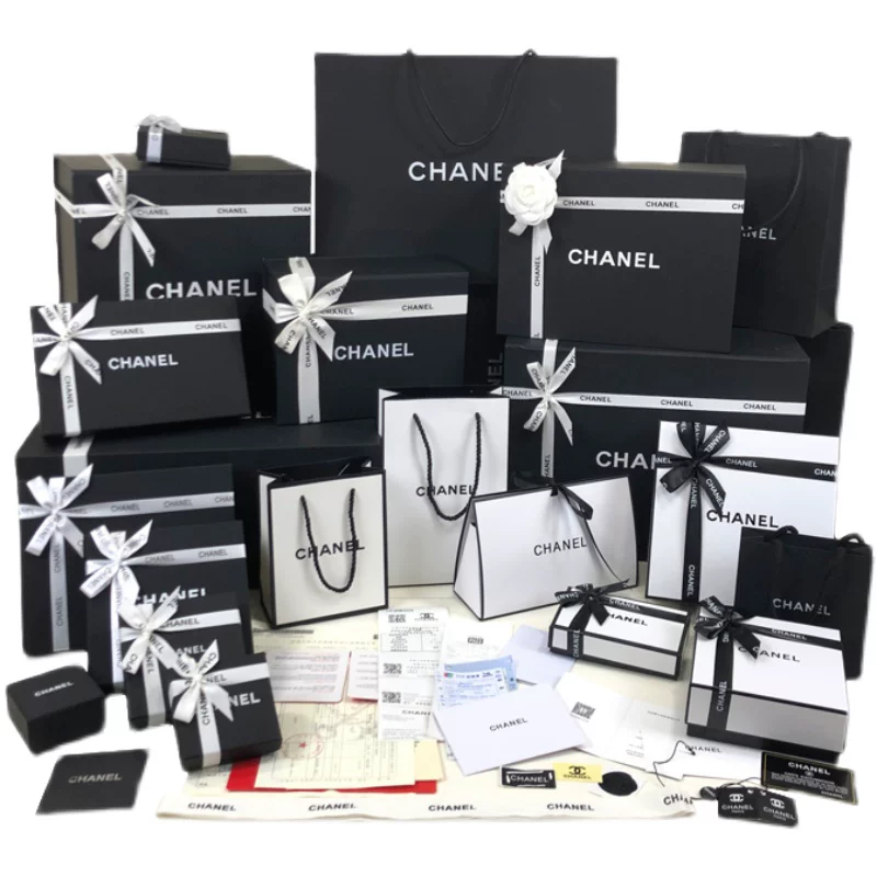Chanel, pack, handheld gift box, cloth bag, Birthday gift