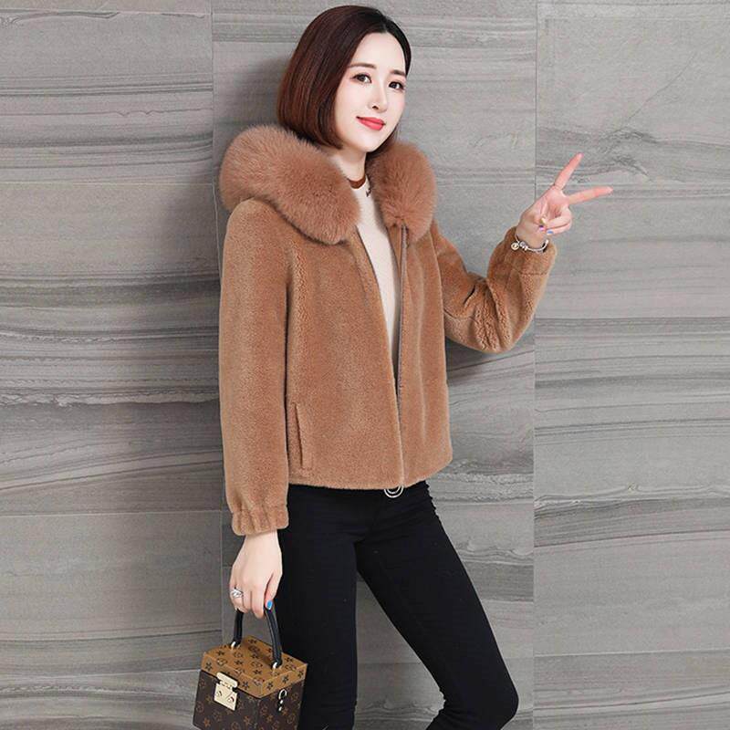 New autumn and winter coat female goat cut short woman thickened collar sable fur coat Han edition
