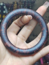 Burmese Xiaoye Qiqinans real fragrance customized bracelet is fined ten for fake one