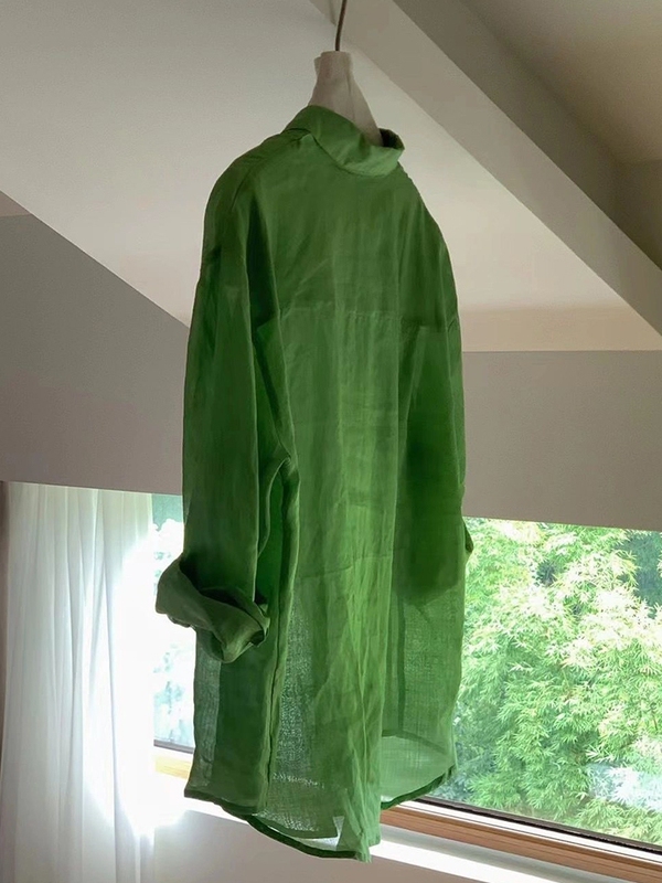 Old Money Style Grass Green Sun-Protective Long-Sleeve Collared Shirt for Women, Summer Thin, Elegant, Loose, Lazy, Versatile Top Old Money Style Grass Green Sun-Protective Long-Sleeve Collared Shirt for Women, Summer Thin, Elegant, Loose, Lazy, Versatile Top