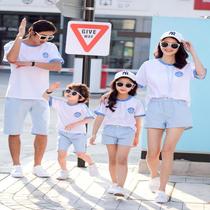 Parent-child outfit A family of three and four seaside vacation mother and son mother and daughter outfit Western style Sanya tourist beach t-shirt suit