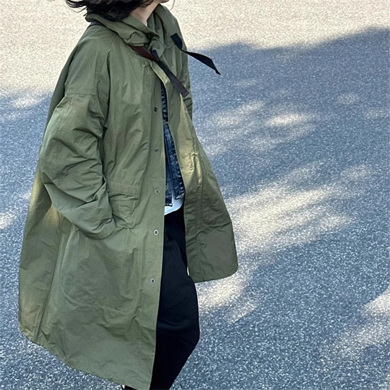 Military Green Trench Coat for Women, Mid-Length, 2025 Autumn New Style, Petite, Layered Design, Hooded Coat