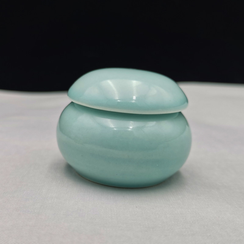 Guqin string care cream Guzheng string care cream wooden instrument paint moisturizing wax oil piano surface anti-cracking string maintenance