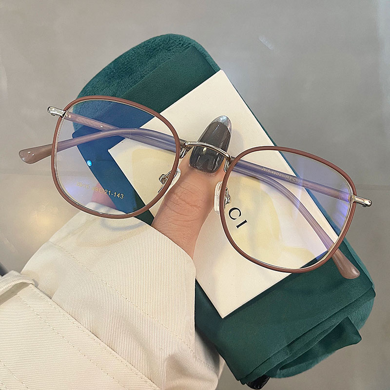 Small frame myopia glasses Han edition of ultra-light milk tea frame female can be matched with frame frame number flat light face tide