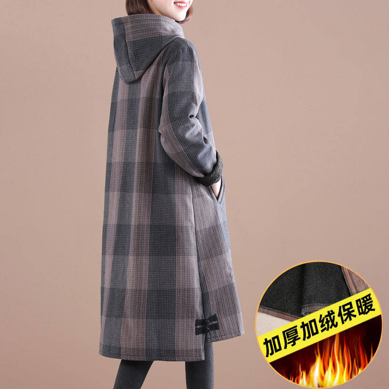 2020 autumn and winter new Korean version loose large size thin hooded plaid Western style plus velvet quilted windbreaker women's mid-length version