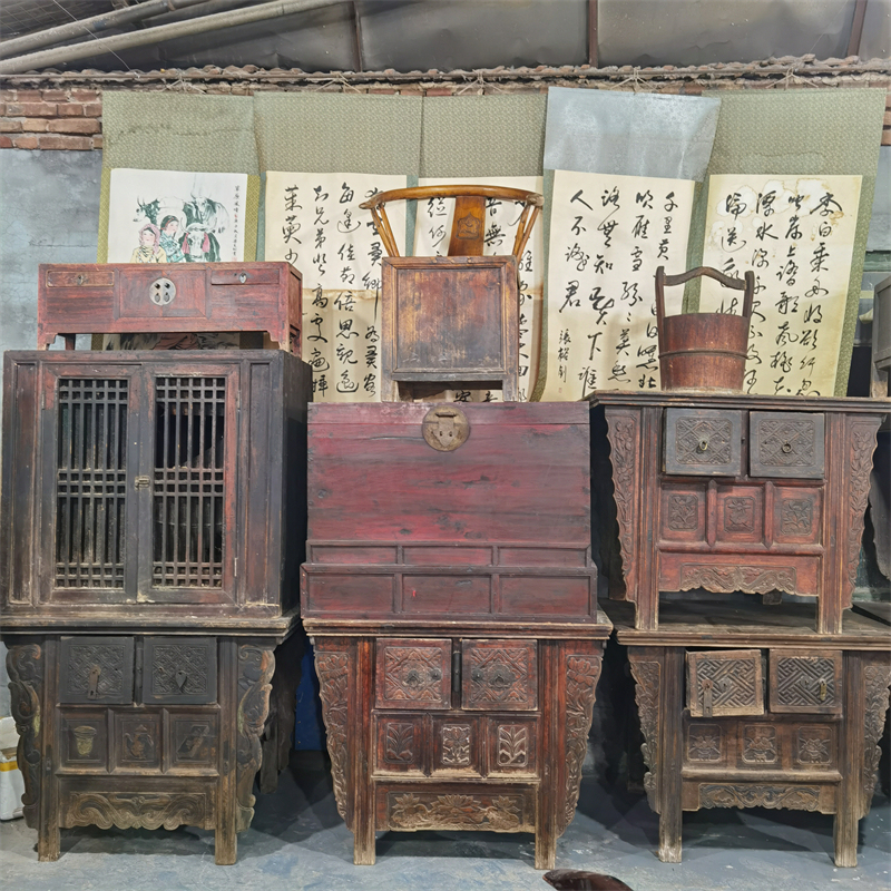 Old Items: Tv Cabinet, Old Furniture, Large Wardrobe, Folk-Style Nostalgic Three-Drawer Table, Storage Cabinet, Props, Decorations Old Items: Tv Cabinet, Old Furniture, Large Wardrobe, Folk-Style Nostalgic Three-Drawer Table, Storage Cabinet, Props, Decorations