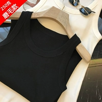 Черное обновление волос в черном