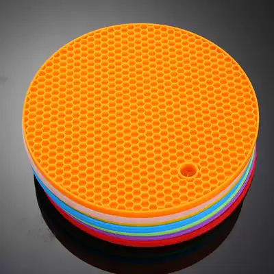 A pad of silica gel insulation mat creative European mats coasters bowl mat pad wavy lines Anti-scalding