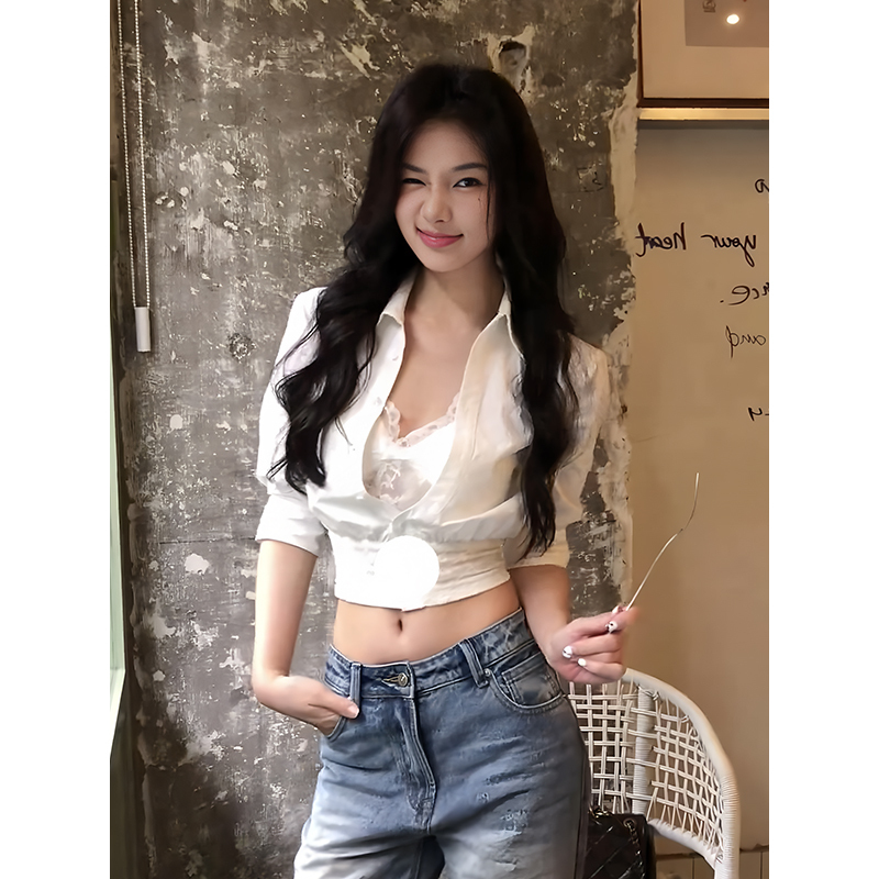 Pure and Alluring White Polo Collar Shirt for Women, Early Spring Waist-Cinching Lace Slim-Fit Shirt, Sexy Cropped Top