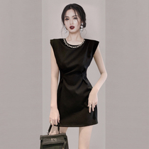 Famed lean OL temperament Temperament Light Ripened Wind 2022 Summer New Woman Black Sleeveless Wrapped Hip Dress