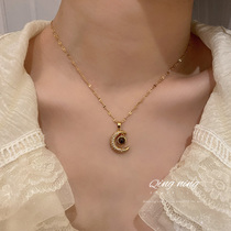 (Green Citracacc) Light Lavish Crescent Necklace Womens Small Crowd Design Sensation Ins Lukewarm Wind Lock Bone Chain Mesh Red Neck Necklace