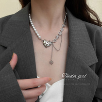 Retro Metal Loving Pearl Necklace Women Ins Hip Hop Wave Cool Superior Wind Lock Bone Chain Personality Decorative Accessories