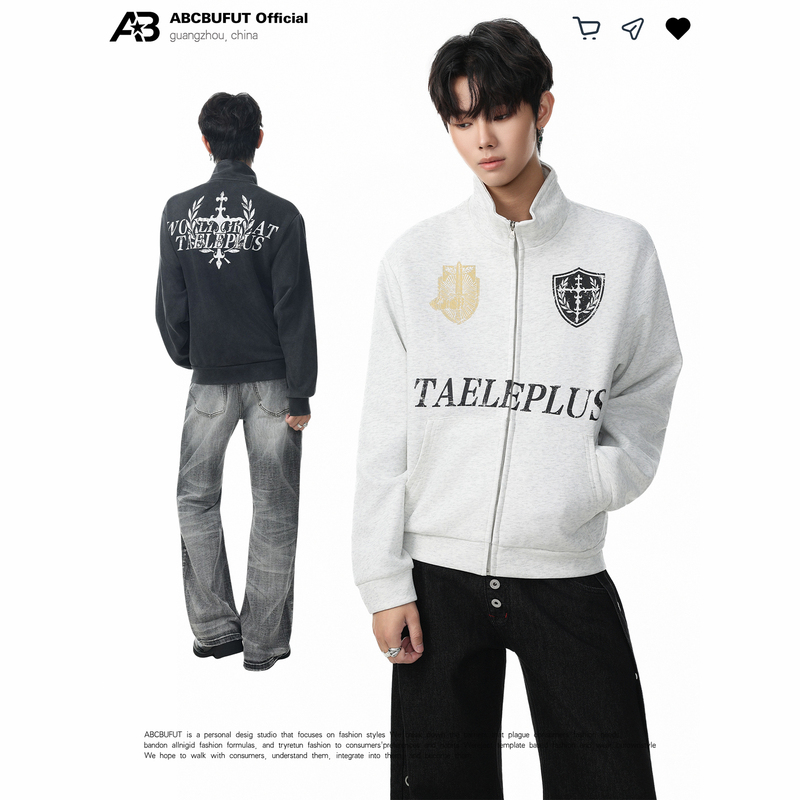 Abcbufut American Retro Style Stand-Up Collar Old Badge Print Sweatshirt Unisex Loose Street Style Cardigan Jacket Trendy Abcbufut American Retro Style Stand-Up Collar Old Badge Print Sweatshirt Unisex Loose Street Style Cardigan Jacket Trendy