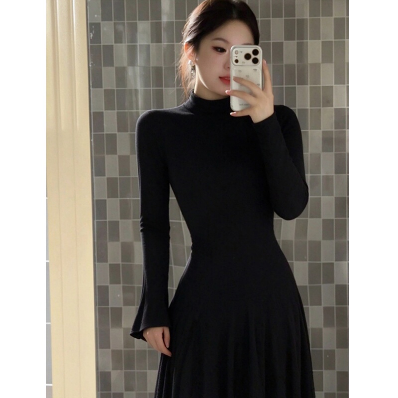 Black Knitted Long Dress for Women, Suitable for Autumn and Winter, Slim-Fit Base Dress to Wear under a Coat, Berkeley High-Waisted Long Skirt