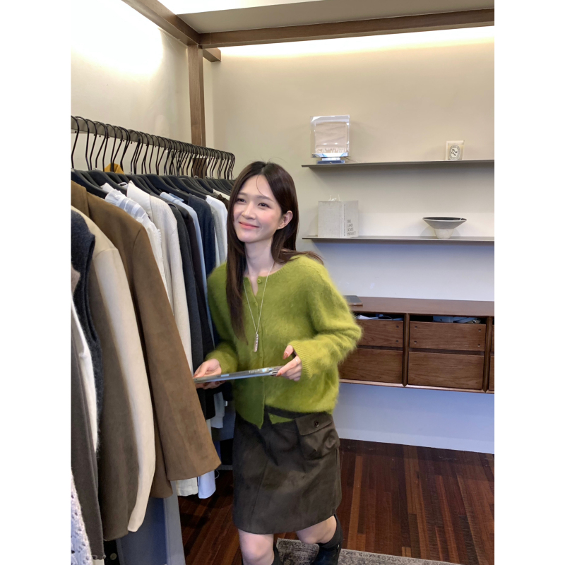3Mist~Misi Home - Winter Korean-Style Colorful Minimalist Comfortable Wool Cardigan Warm Sweater 3Mist~Misi Home - Winter Korean-Style Colorful Minimalist Comfortable Wool Cardigan Warm Sweater