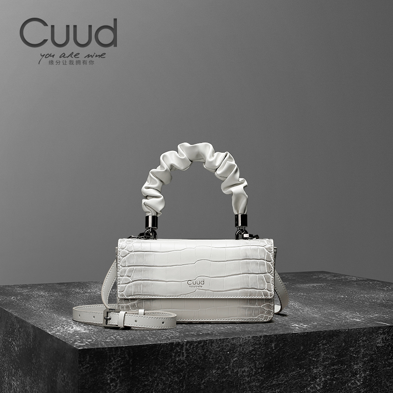 [Light Luxury Counter] Temperament Celebrity Classy Bag Women's Bag Women's New Genuine Leather Himalayan Small Square Bag