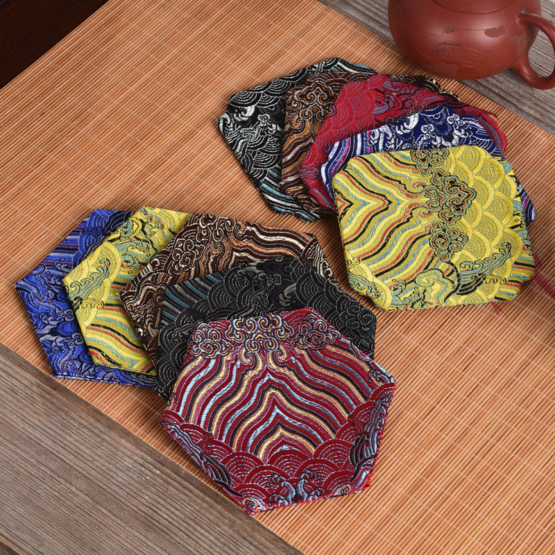 Chinese embroidery tea cup cup cup cup cup cup cup cup cup cup cup cup cup tea cup bearing tea pad tea table insulation tea ceremony kung fu tea