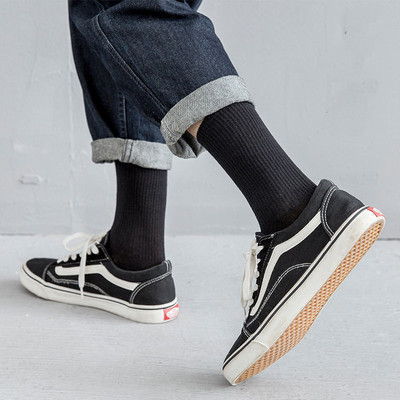 袜子男中袜中筒女韩版ins原宿风白色黑色长筒长袜防臭夏