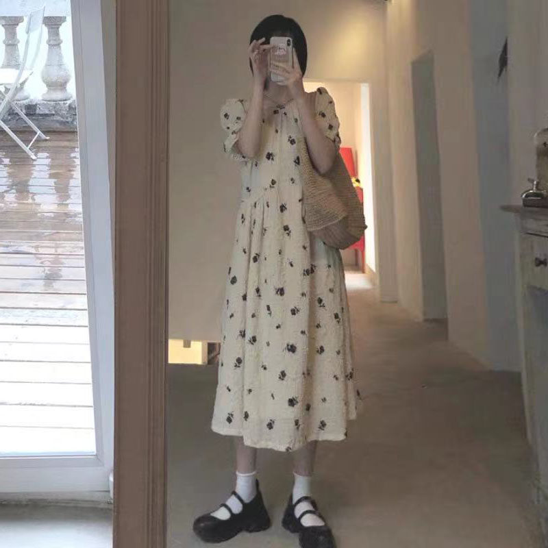 Pregnant women summer dress floral skirt French long version outer wear summer small dress super fairy design sense Western season