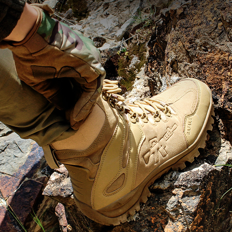 Banaver Outdoor Tactical Boots Desert Hiking Mountaineering Shoes Women Autumn Winter Super Light Wear and anti-slip Breathable Combat Boots Man