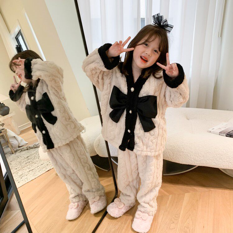 Girl Butterfly Coral Housewear Winter Children Thicken Flnnel Little Girl Warm Nightgown Two Pieces