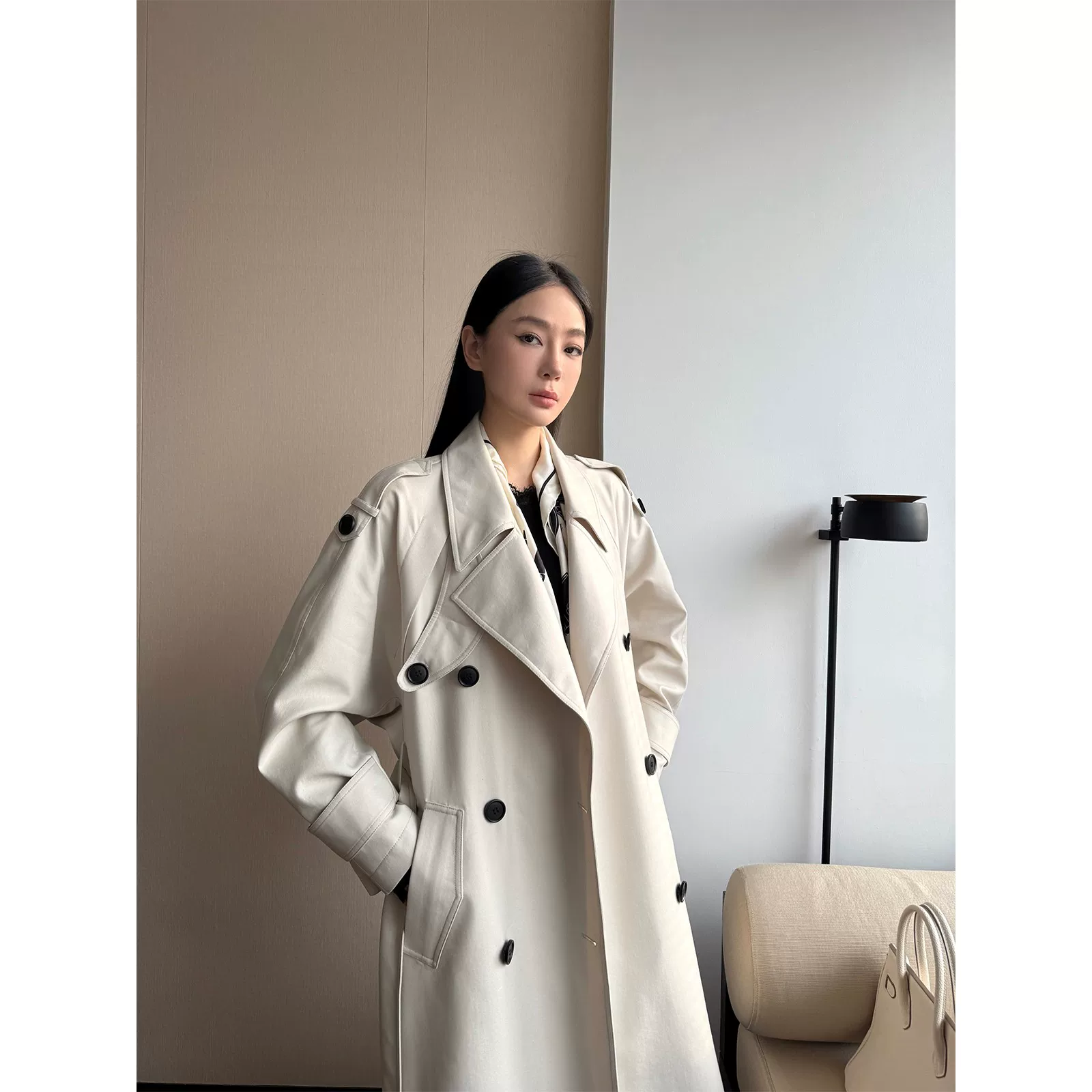 [周淼ZHOUMIAO巴黎旧梦经典风衣女款 双排扣中长款通勤简约外套]