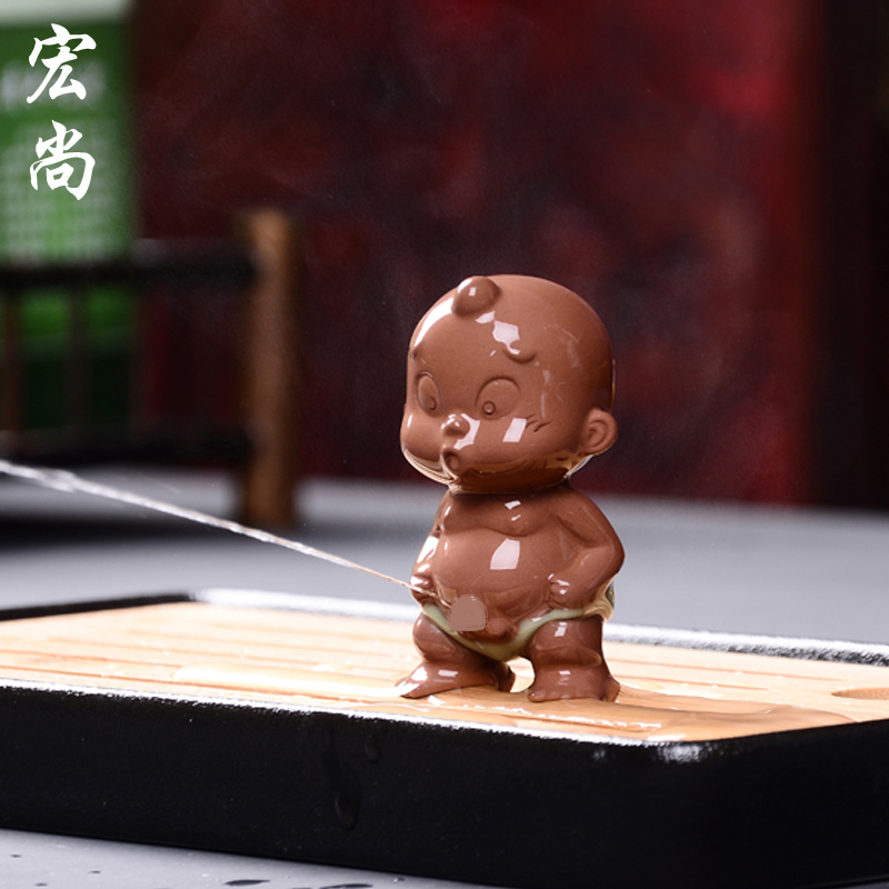 Macro-chamominated child tea spotting piece boutique small child Pee Doll Water Spray Boy Son's Purple Sand Creative Toy Accessories-Taobao