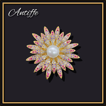 Brooch high-end female European and American style retro Dali chrysanthemum corsage temperament atmospheric pin suit accessories luxury personality trend