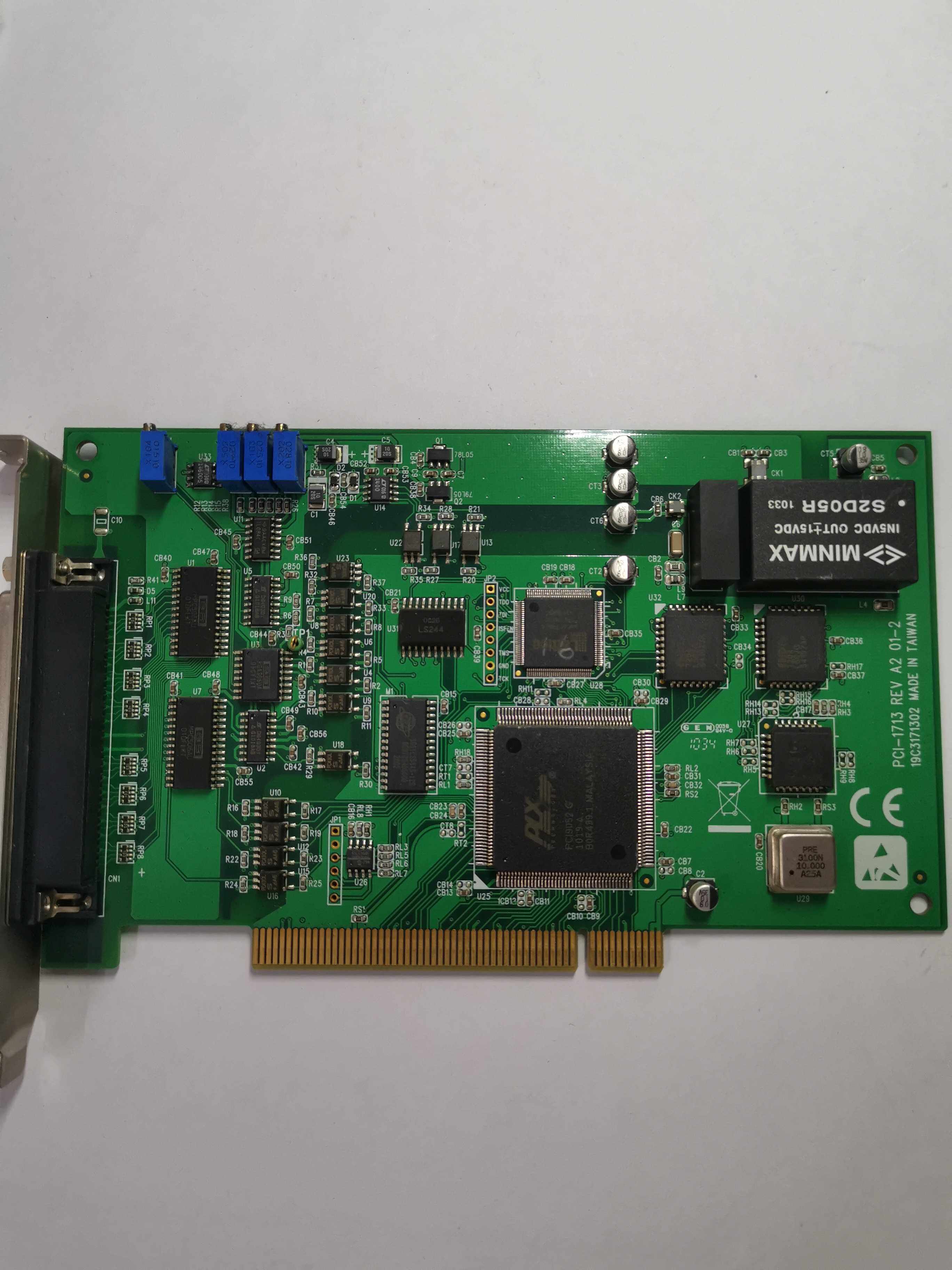 Original Clothing Research China PCI 1713 32 Road Output Input Data Mining Collection Card Physical Shooting Into Color New Spot