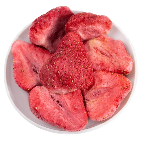 臻好恰 Обделенные клубничные хрустящие клубничные нарезанные кубиками 1 фунт.