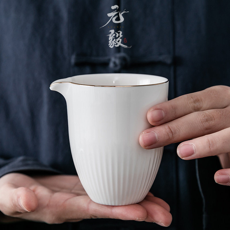 Defied White Porcelain Fair Cup Big Number Tea Sea Sub-Tea Instrumental Kongfu Tea Accessories Public Cup Ceramic Filter Tea Suit