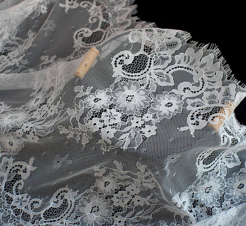 (3 mt/los) Chantilly Spitze Stoff 40 cm Wellenförmige Nylon Kleid Wimpern Spitze Französisch Spitze Stoffe – Detail 4