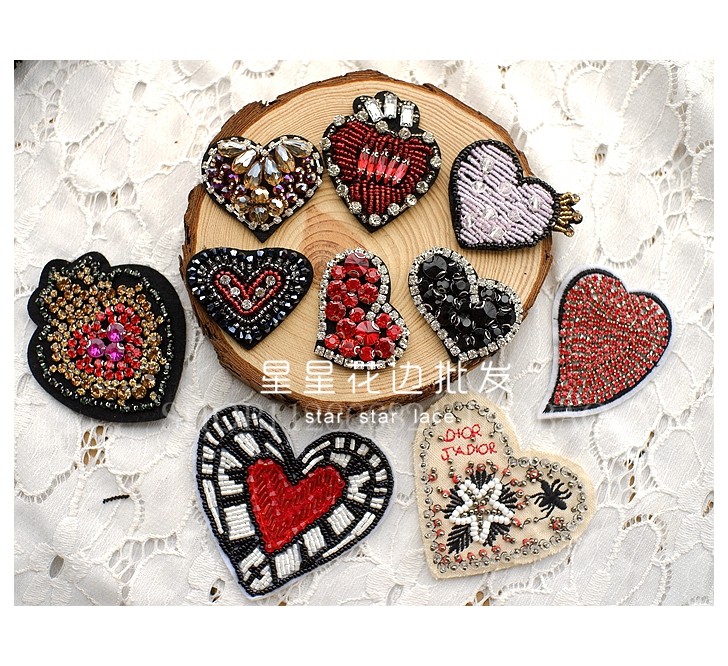 Hand beaded beaded heart-shaped cloth stickers multi-color decorative decals diy accessories clothes bags hats shoes flowers