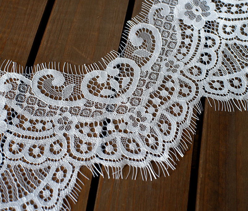 Chantilly-Spitzenbesatz, weiße Farbe, Wimpern-Spitzenstoffe, DIY, Nähen, Basteln, Vintage, französische Spitze für Kleidung, Nadelarbeit – Detail 7