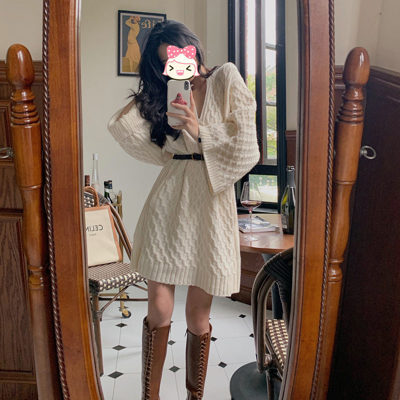 V Collar Knit Foreign Dress Woman Cashew 2022 New Spring Korean Version Loose LAZY WIND Lean Sweater Dresses