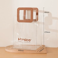 Коричневая ручка