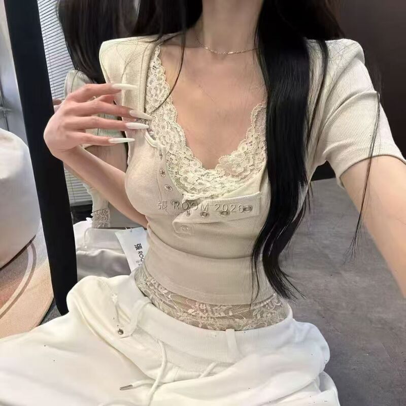 2026 Summer New Lace Patchwork Fake Two-Piece V-Neck Short-Sleeve T-Shirt for Women, Slim Fit, Flattering Base Shirt Top