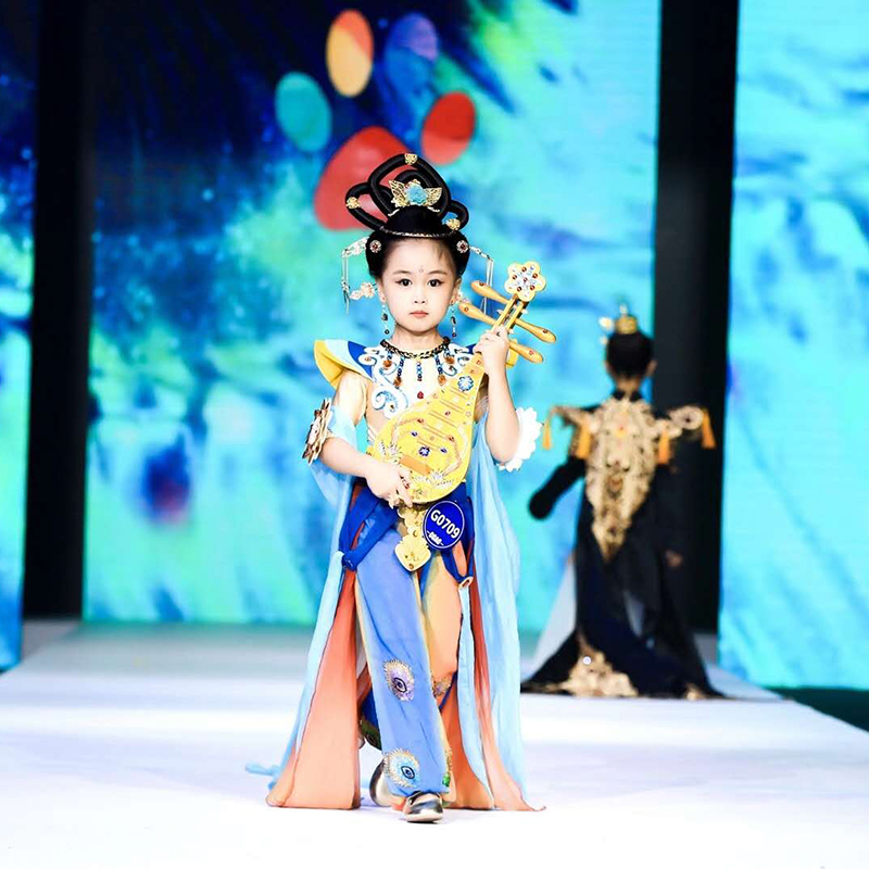 Children's Performance Clothing Love Dance Road Dunhuang Feisky Dance Clothing Stage Performance Customized Photography