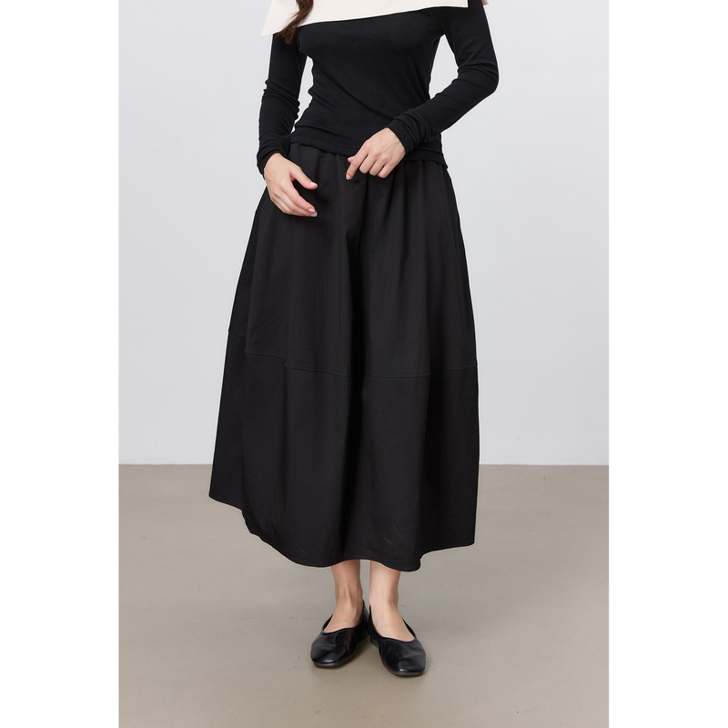 Asseuu Black Hepburn-Style Skirt for Women 2026 Autumn New Umbrella Skirt Design Versatile A-Line Long Skirt Asseuu Black Hepburn-Style Skirt for Women 2026 Autumn New Umbrella Skirt Design Versatile A-Line Long Skirt