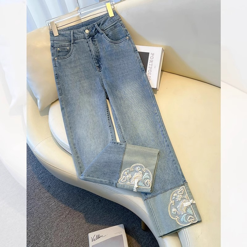 New Chinese-Style Straight-Leg Jeans for Women, 2026 Summer Thin Women's Pants, Nine-Point Length, Popular National Style Embroidered Cigarette Pants